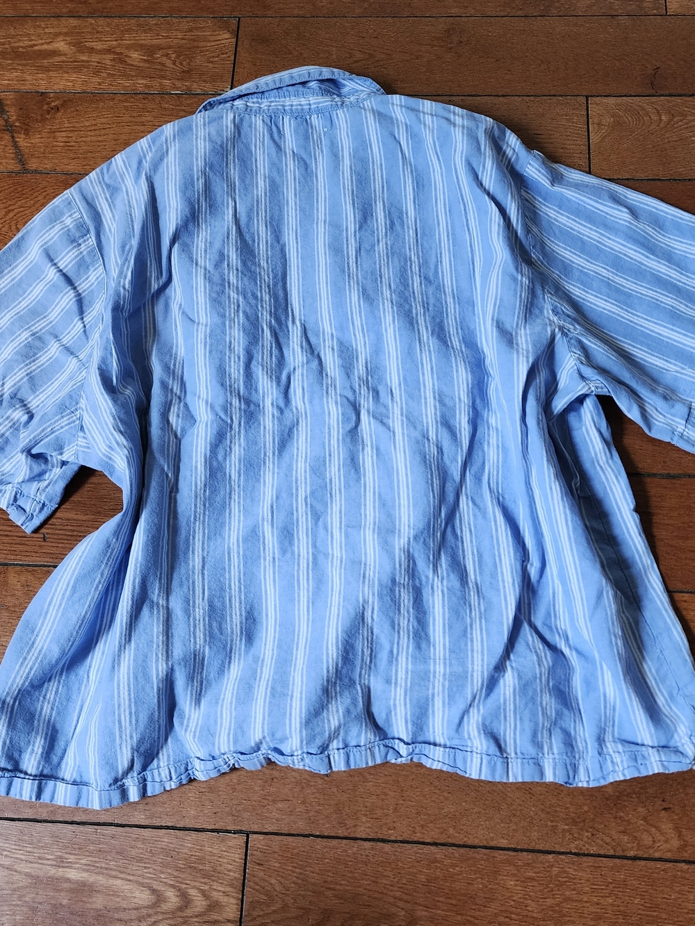 Love By Gap Button-Up Shirt Women M Blue Striped 100% Cotton Casual Relaxed Boxy - Picture 8 of 8